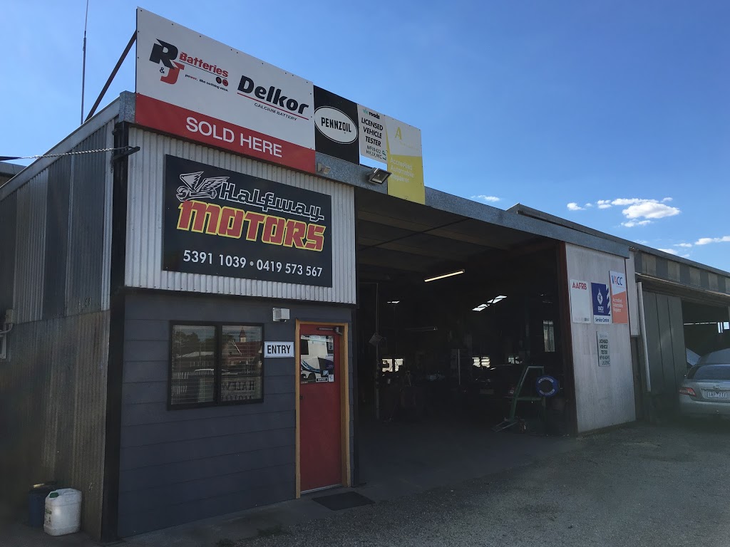 Halfway Motors | car repair | 60 Victoria St, Nhill VIC 3418, Australia | 0353911039 OR +61 3 5391 1039