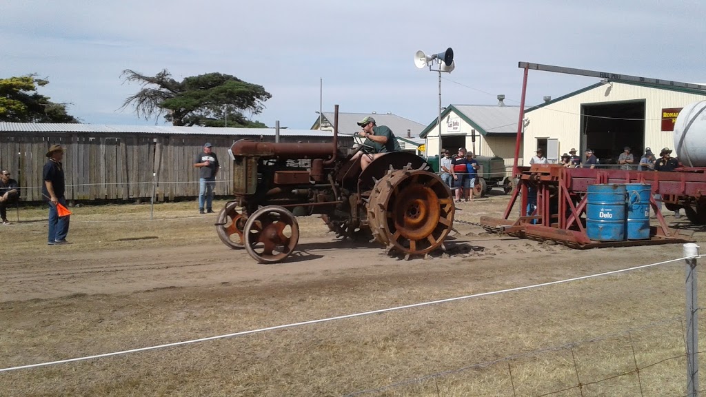 Allan Racecourse Reserve | cafe | 105 Racecourse Rd, Ballan VIC 3342, Australia