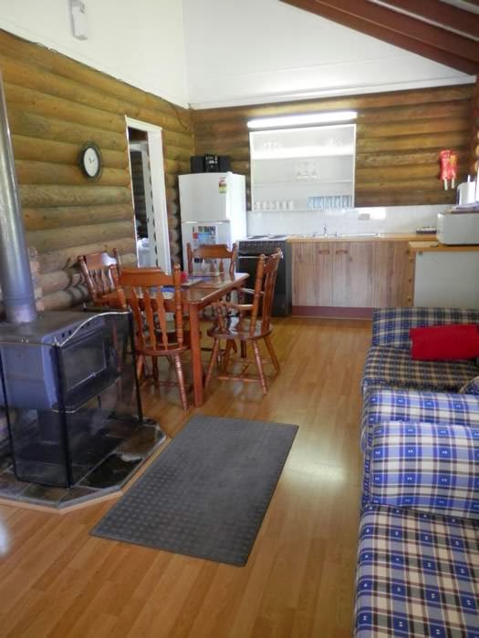 The Pokolbin Cabins | lodging | 212 Palmers Ln, Pokolbin NSW 2320, Australia | 0249987611 OR +61 2 4998 7611