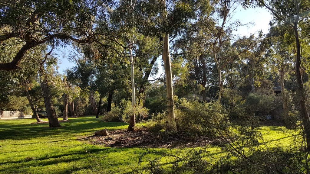 Wirreanda Court Reserve | park | Blackburn VIC 3130, Australia