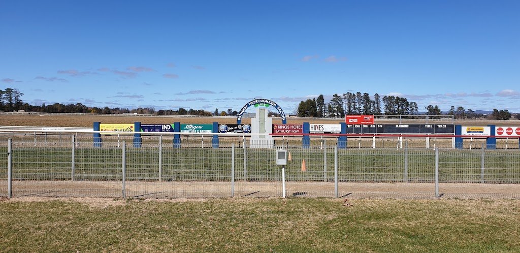 Bathurst Thoroughbred Racing | 55 Eleven Mile Dr, Bathurst NSW 2795, Australia | Phone: (02) 6331 2719