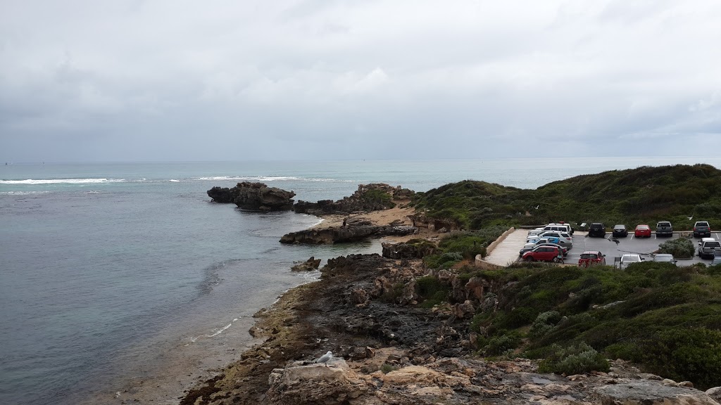 Point Peron Dive Site Car Park | park | Point Peron Rd, Peron WA 6168, Australia