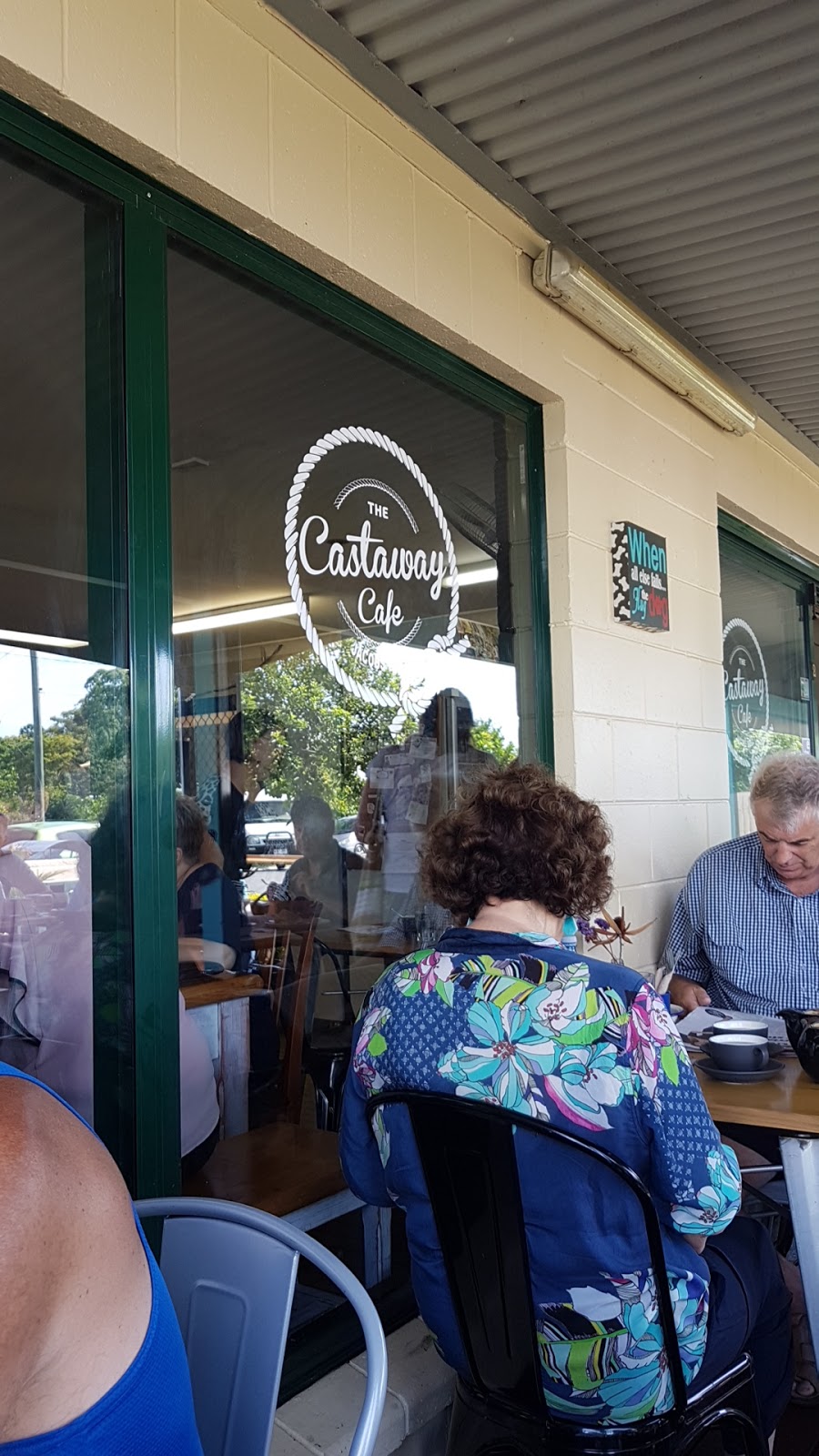 The Castaway Cafe | cafe | 1149 Pimpama Jacobs Well Rd, Jacobs Well QLD 4208, Australia | 0755461149 OR +61 7 5546 1149