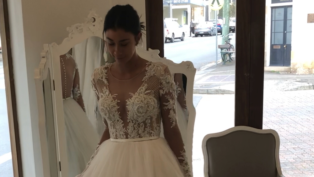 Mary Ioannidis Couture Bridal | 49 Darling St, Balmain East NSW 2041, Australia | Phone: (02) 8021 6002