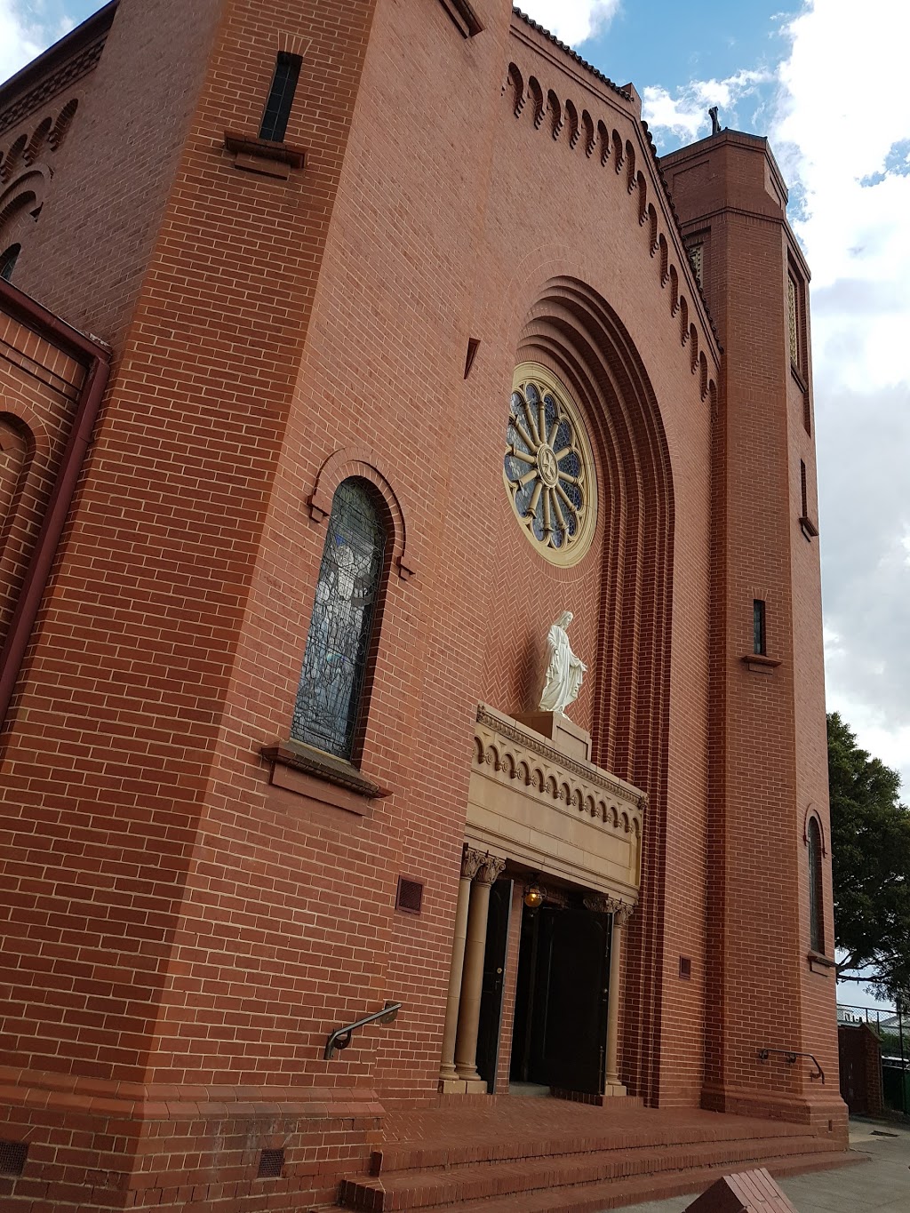 St Marys Catholic Church, Ascot Vale | church | 123 St Leonards Rd, Ascot Vale VIC 3032, Australia | 0393706688 OR +61 3 9370 6688