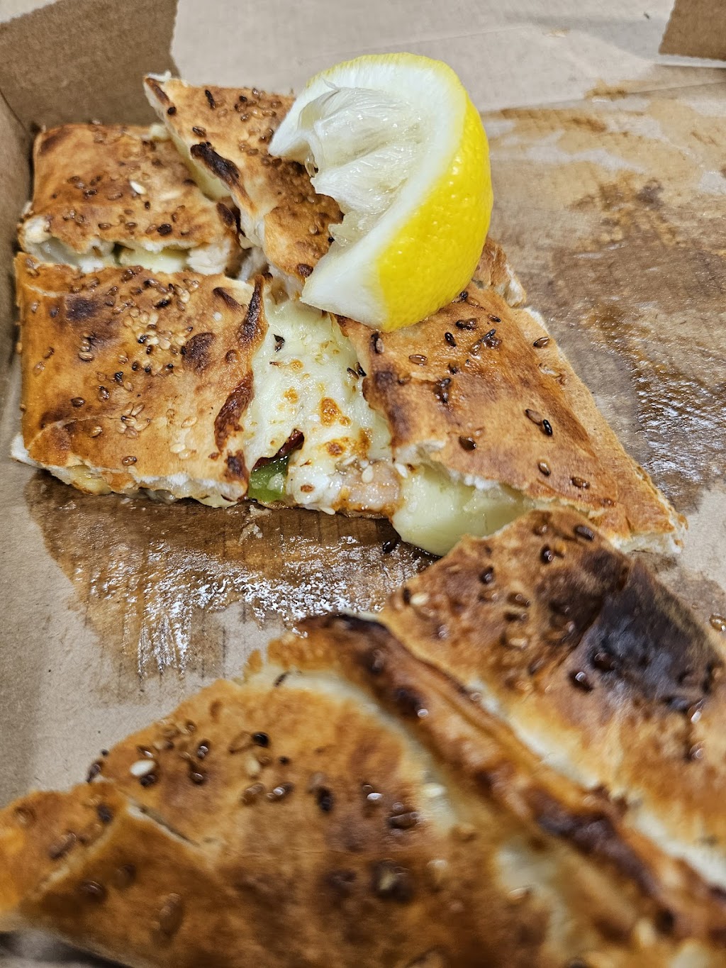 Lawson Pizza & Kebab | 8/292 Great Western Hwy, Lawson NSW 2783, Australia | Phone: (02) 4759 1551