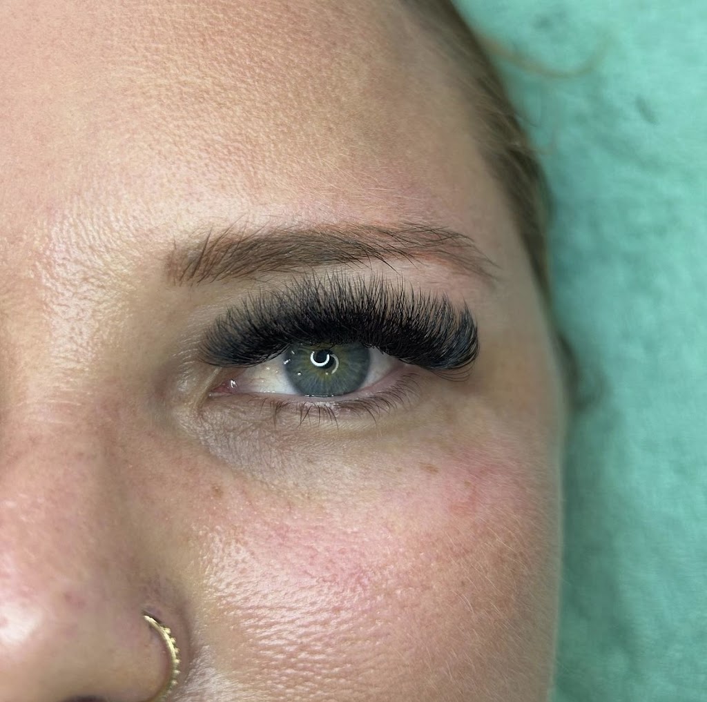 Luxe Lashes By T | 16 Anvil St, Stanford Merthyr NSW 2327, Australia | Phone: 0412 765 943