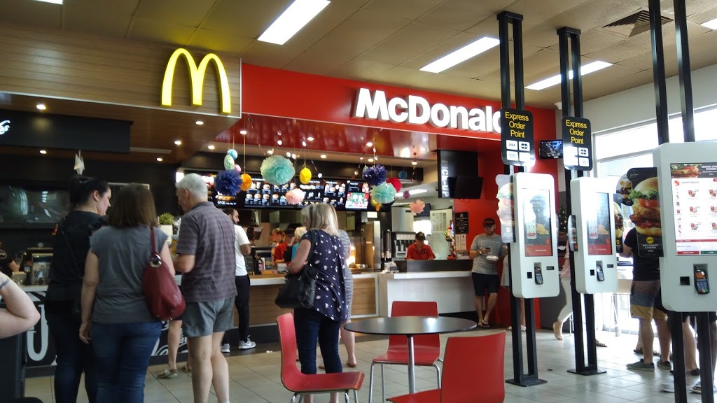 McDonalds Euroa | cafe | Euroa Service Centre, Hume Fwy, Euroa VIC 3666, Australia | 0357951185 OR +61 3 5795 1185