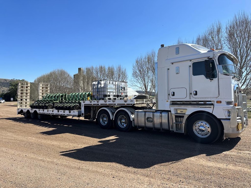 Marheine Haulage & Earthmoving | 138 New England Hwy, Willow Tree NSW 2339, Australia | Phone: 0429 274 471