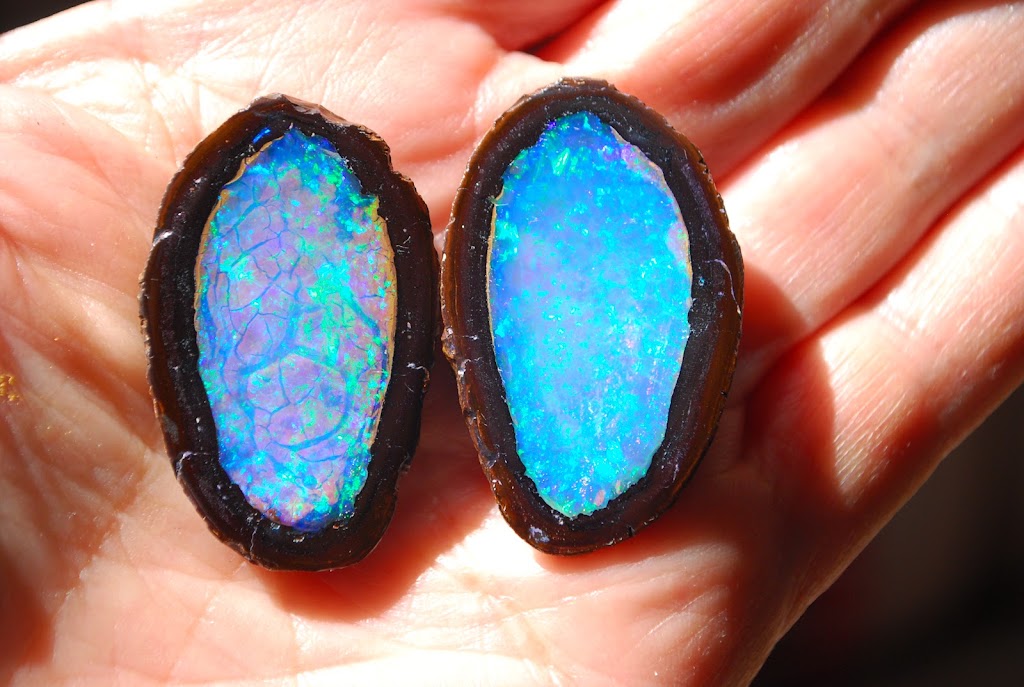 Opal Hut | 87 Matrix Dr, Yowah QLD 4490, Australia | Phone: 0438 554 791