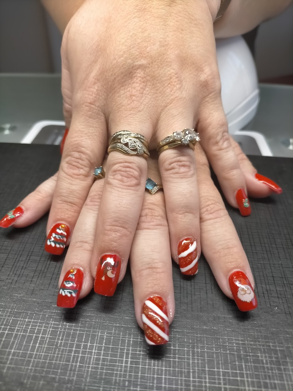 Nails by Pamela | beauty salon | 30Campus St, Thrumster NSW 2444, Australia | 0402779793 OR +61 402 779 793