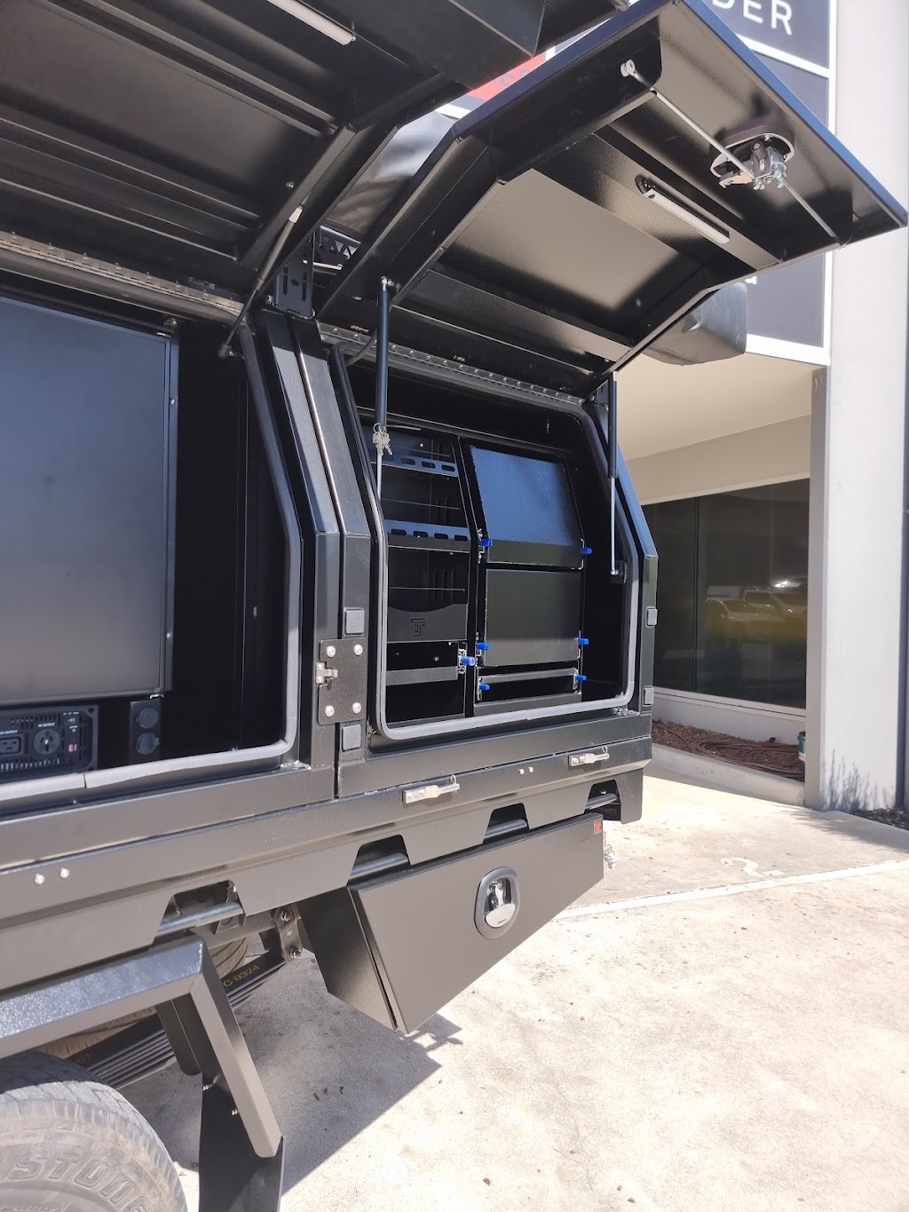 Touring and Trade | 2 Royan Pl, Bayswater North VIC 3153, Australia | Phone: 0437 876 645