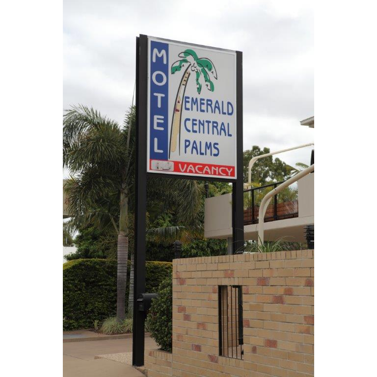 Emerald Central Palms Motel | lodging | 19 Esmond St, Emerald QLD 4720, Australia | 0749823600 OR +61 7 4982 3600