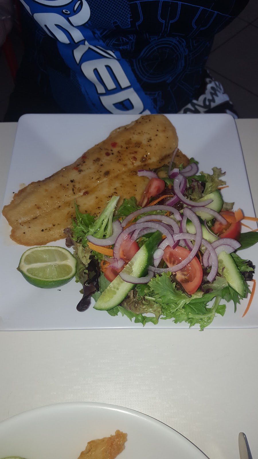 Harrys Seafood Cafe | restaurant | 175 Lang St, Kurri Kurri NSW 2327, Australia | 0249372708 OR +61 2 4937 2708