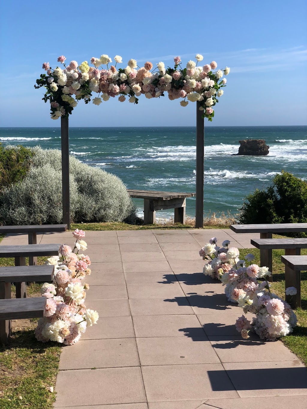 Cássia guimaraes weddings | Charlemont Rd, Armstrong Creek VIC 3217, Australia | Phone: 0451 086 414