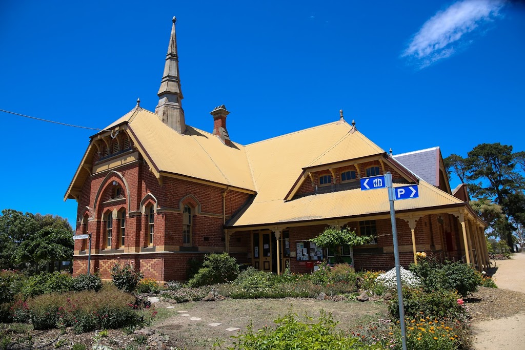 Clunes Bottle Museum | museum | 70 Bailey St, Clunes VIC 3370, Australia | 0353453896 OR +61 3 5345 3896