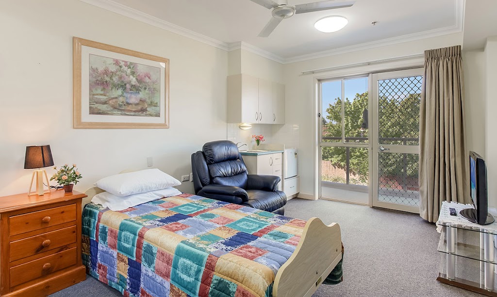 Southern Cross Care Ozanam Residential Aged Care | health | 7 Boake Pl, Garran ACT 2605, Australia | 1800632314 OR +61 1800 632 314