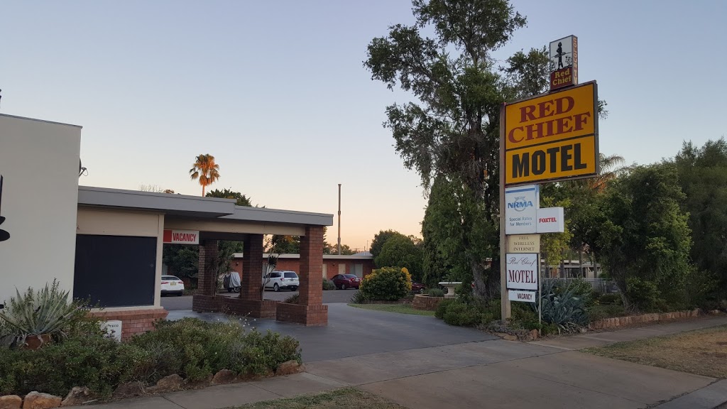 Red Chief Motel | lodging | 28 Henry St, Gunnedah NSW 2380, Australia | 0267420833 OR +61 2 6742 0833
