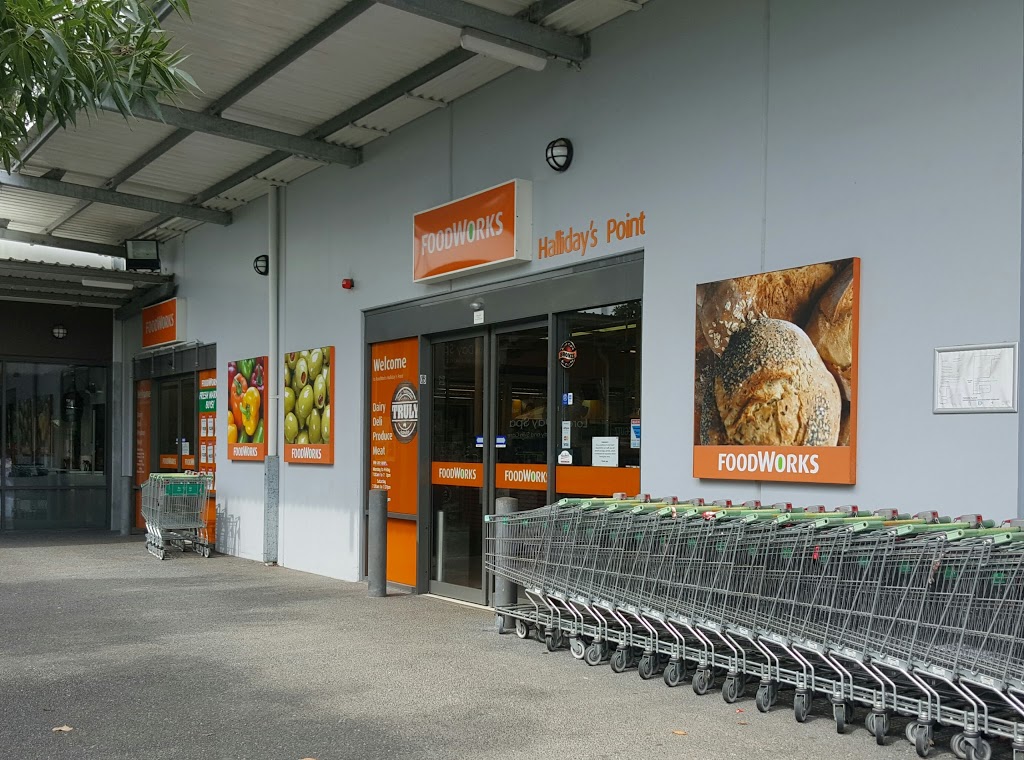 FoodWorks | supermarket | 85 High St, Hallidays Point NSW 2430, Australia | 0265573000 OR +61 2 6557 3000