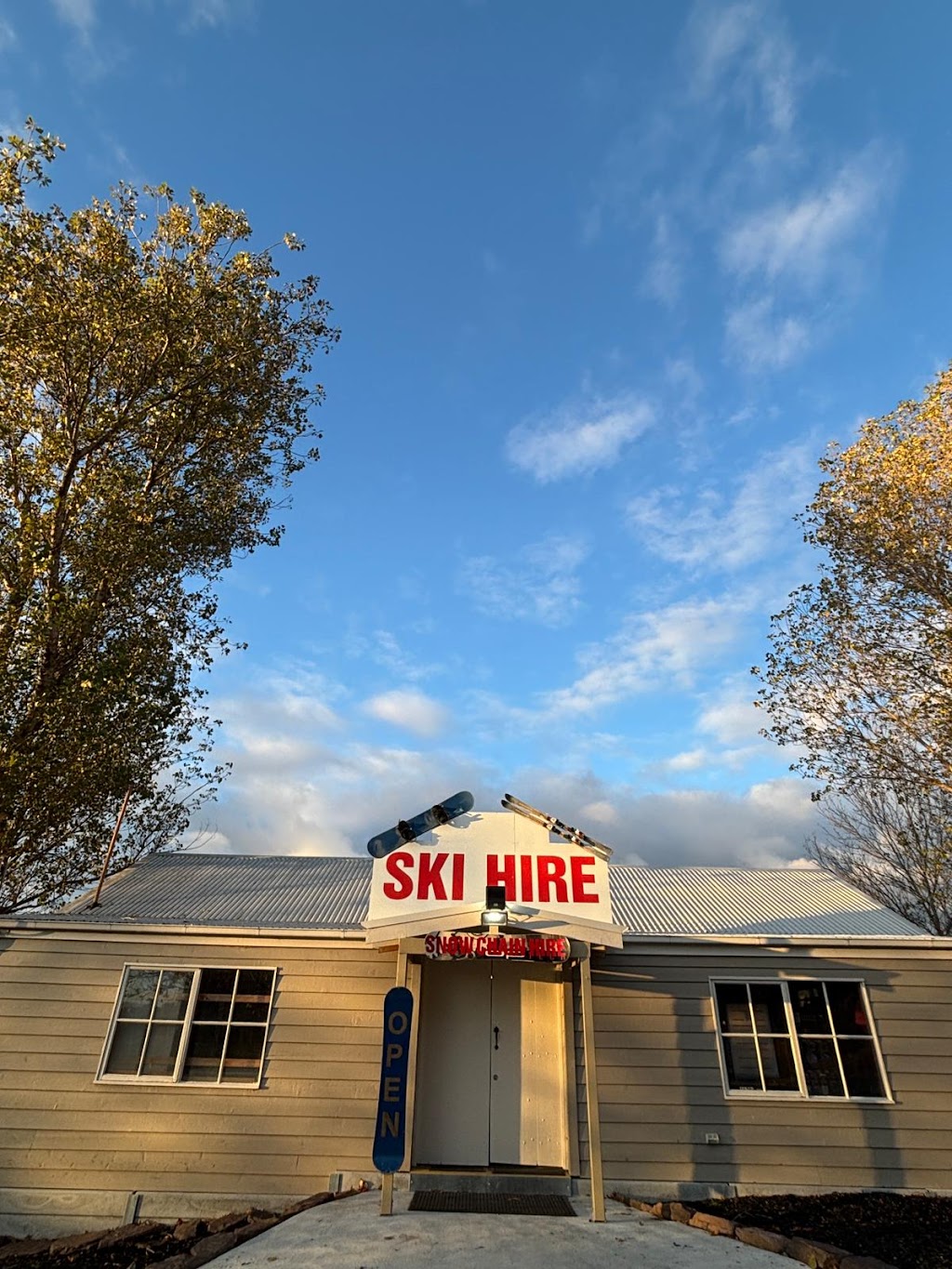 The Sebel Ski Shop | The Sebel Pinnacle Valley, 1 Mimosa Dr, Merrijig VIC 3724, Australia | Phone: (03) 5777 5788