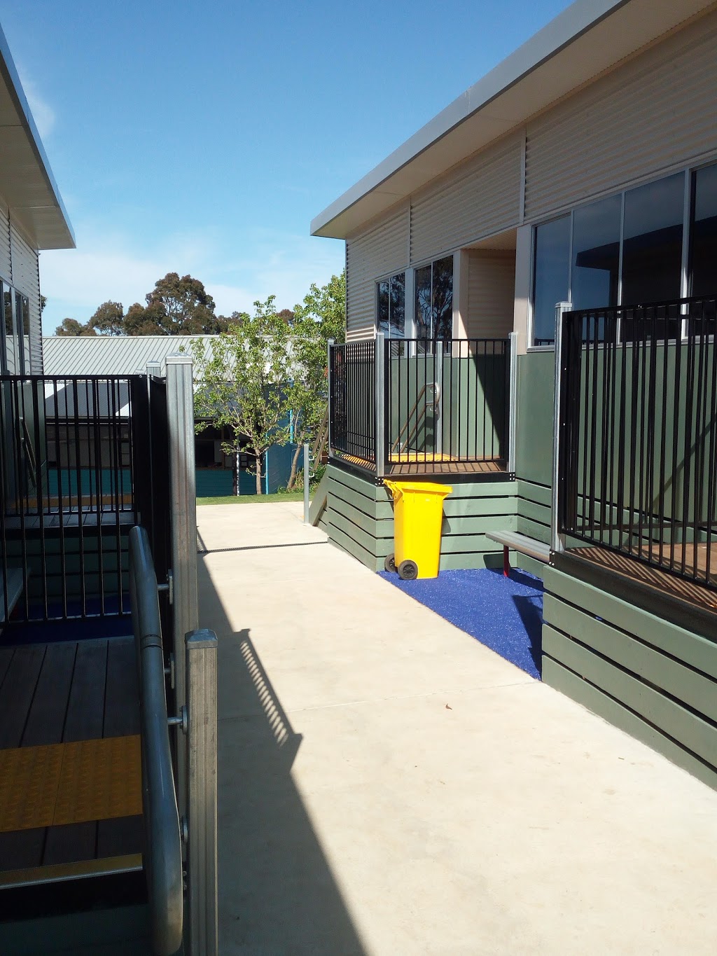 Darley Primary School | school | 21 Nelson St, Bacchus Marsh VIC 3340, Australia | 0353671558 OR +61 3 5367 1558