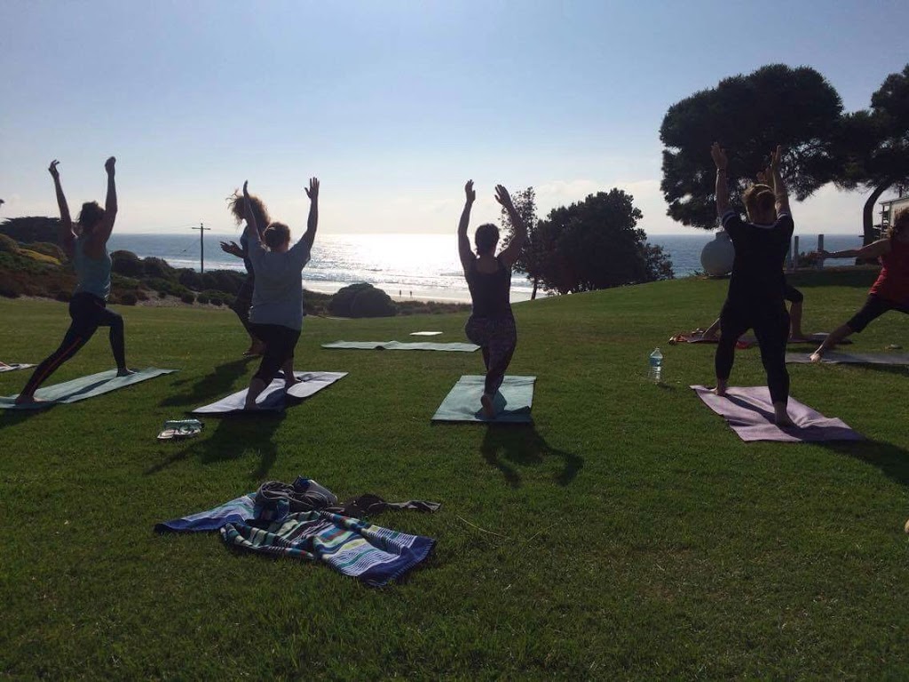 Coastal Yoga & Kitchen Medicine Apollo Bay | gym | 15 McLachlan St, Apollo Bay VIC 3233, Australia | 0467528800 OR +61 467 528 800