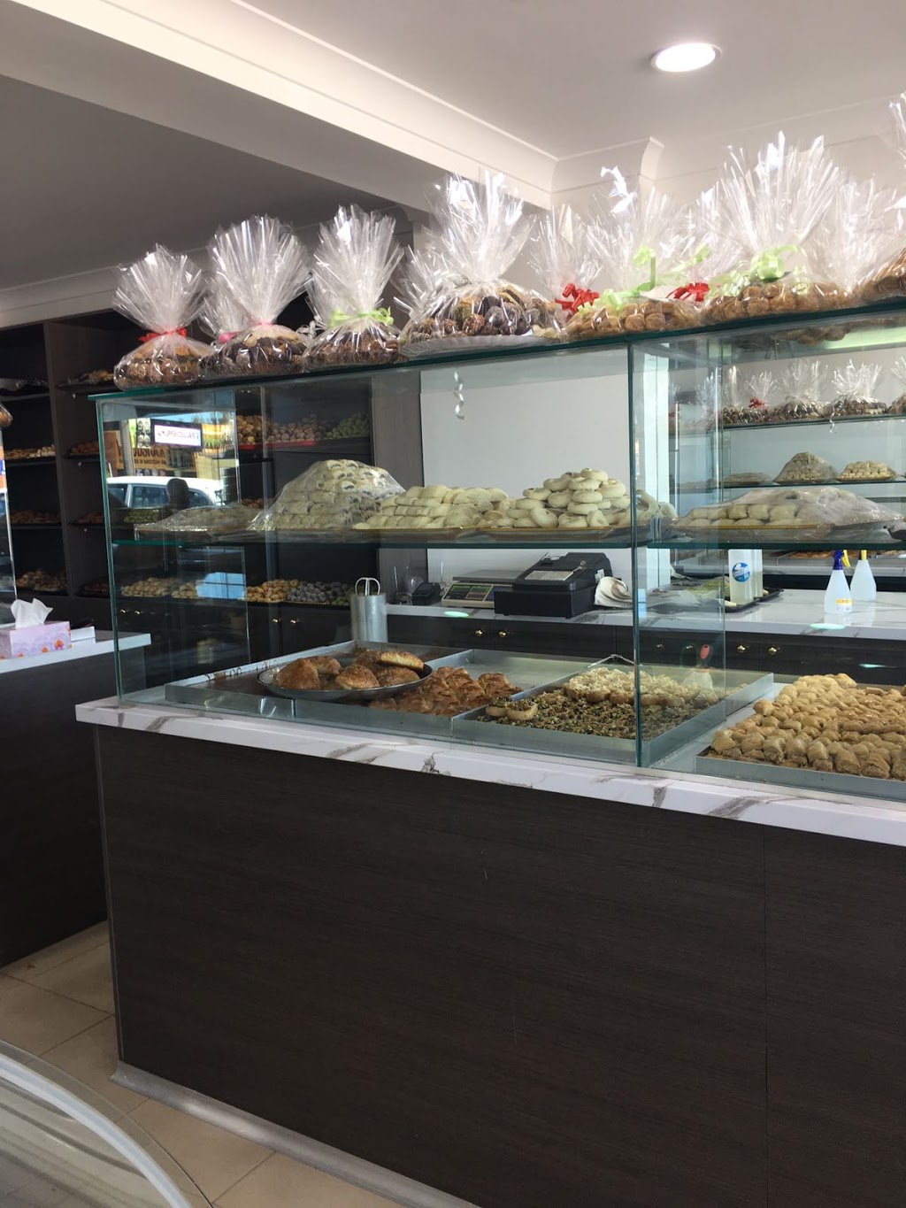 Al sharq sweets n cakes | bakery | Shop 6/63 Hill Rd, Lurnea NSW 2170, Australia | 0296072868 OR +61 2 9607 2868