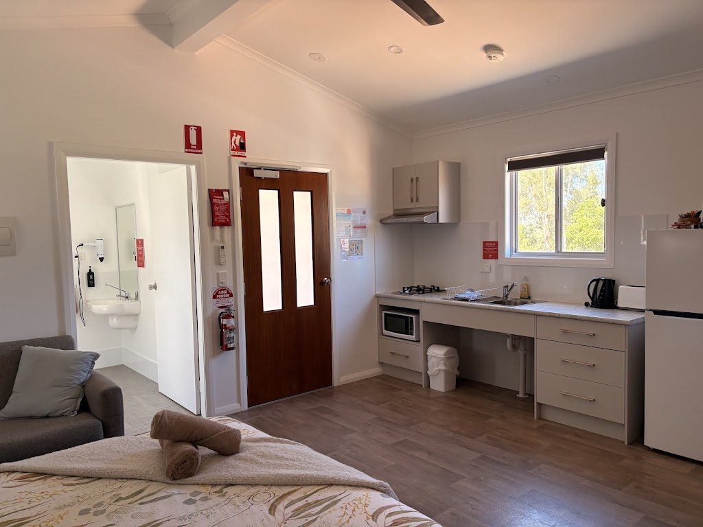 Cunnamulla Tourist Park | 65 Watson St, Cunnamulla QLD 4490, Australia | Phone: (07) 4655 1421