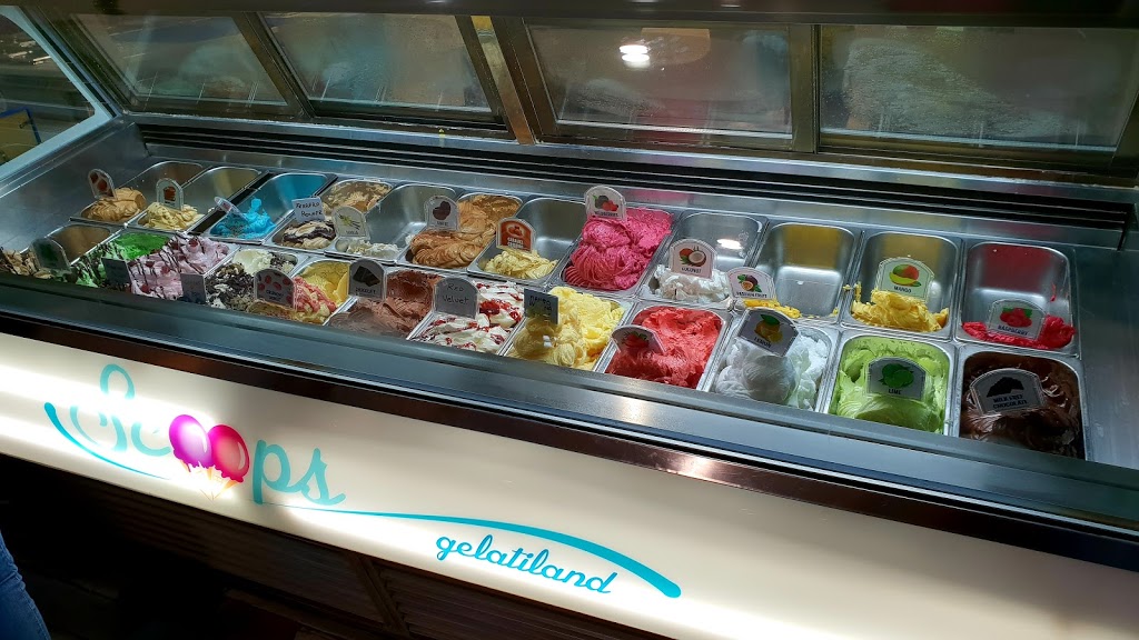 Scoops Gelatiland | 139 Williams Esplanade, Palm Cove QLD 4879, Australia | Phone: (07) 4059 1852