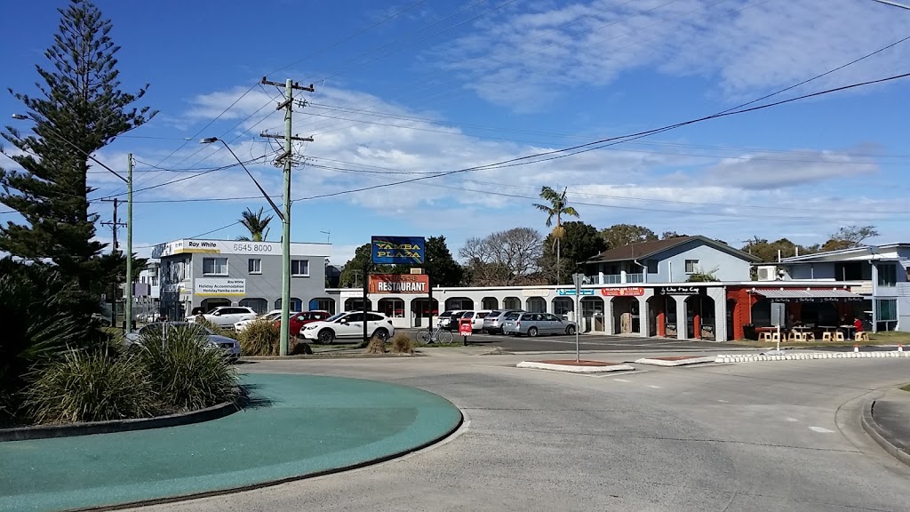 Yamba Plaza | 4 Susan St, Yamba NSW 2464, Australia