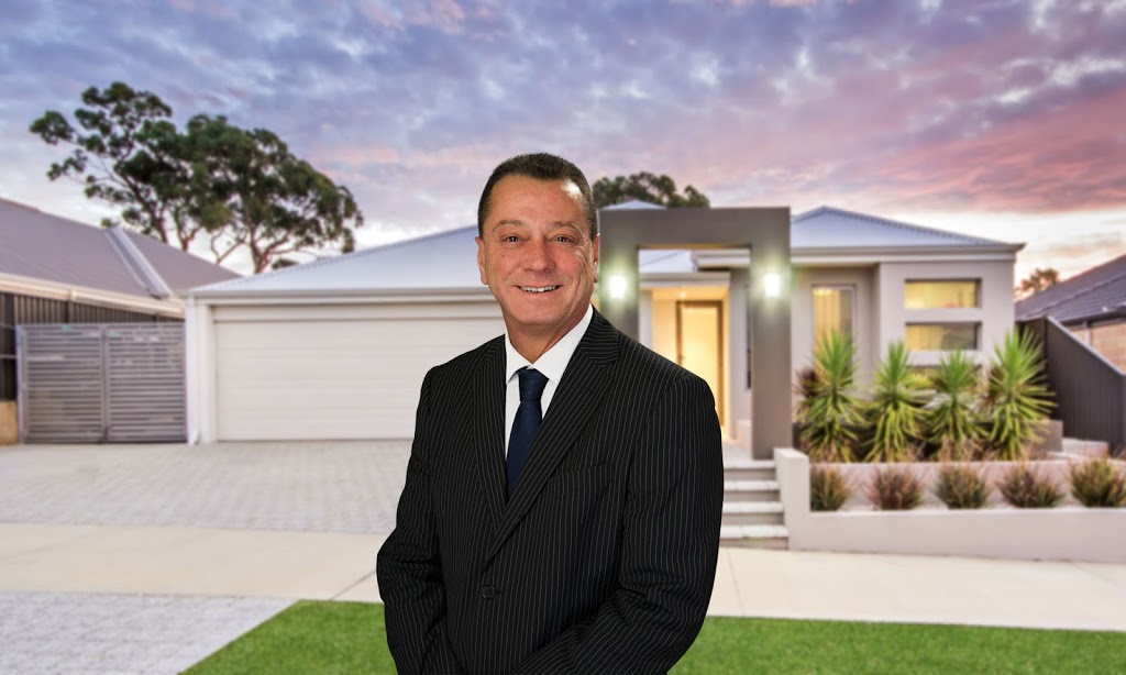 Andre Manzoni - Real Estate Mandurah | real estate agency | 84 Mandurah Terrace, Mandurah WA 6210, Australia | 0421168943 OR +61 421 168 943
