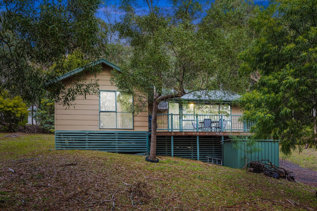 High Road Haven | 46 High Rd, Halls Gap VIC 3381, Australia | Phone: 0412 885 828