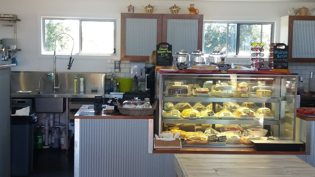 The Flying Bean Cafe | cafe | 1696 Beechmont Rd, Beechmont QLD 4211, Australia | 0755333915 OR +61 7 5533 3915