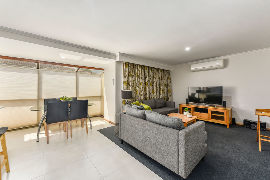 City Four Apartment | lodging | Unit 4/31A Sturt St, Mount Gambier SA 5290, Australia
