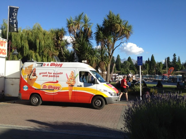 Mr Whippy Ice Cream Van | Cams Rural Boulevard, Summerland Point NSW 2259, Australia | Phone: 0468 422 625