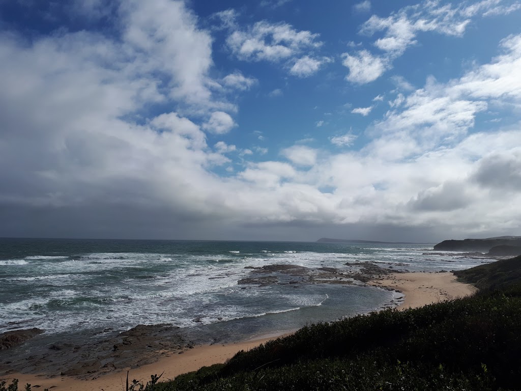 Shelley Beach Car Park | 6"S, 1452814/4"E Beach Rd, Beaumaris VIC 3193, Australia