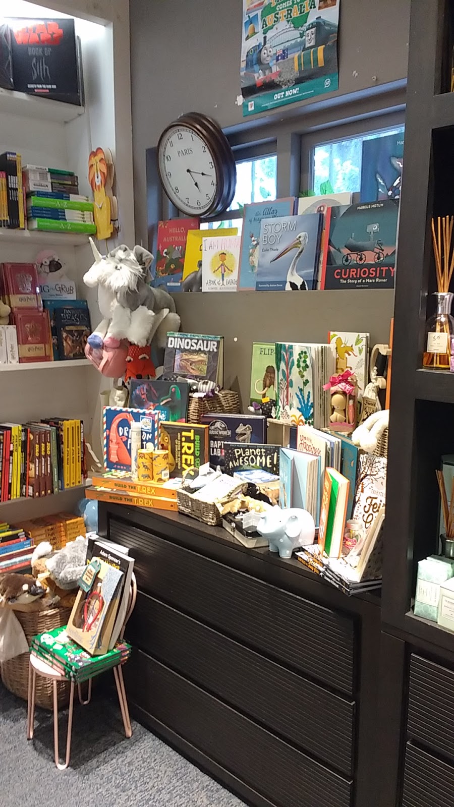Novella Fine Books, Cards & Gifts | book store | 5 Railway Ave, Wahroonga NSW 2076, Australia | 0294893128 OR +61 2 9489 3128