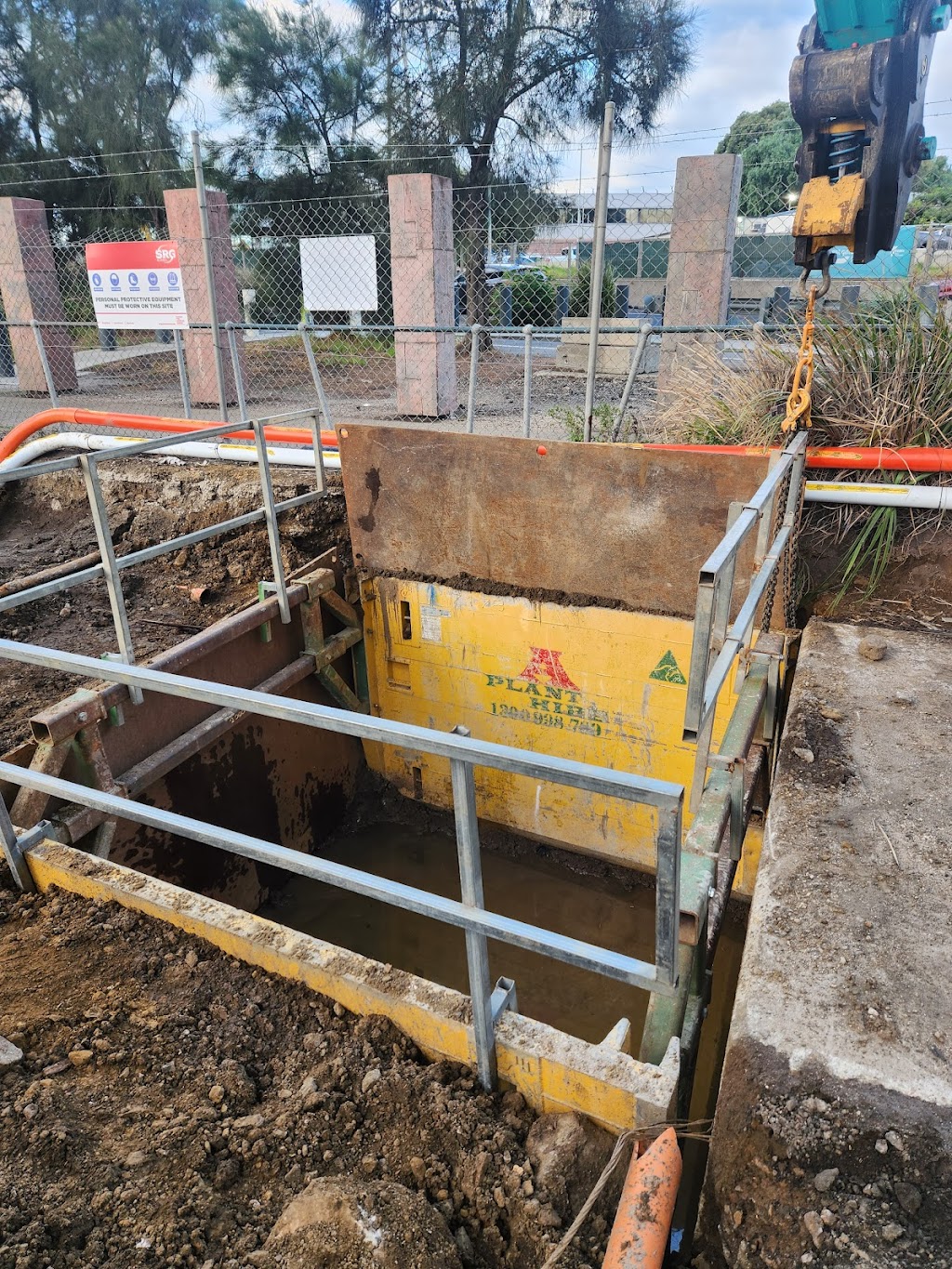 Locked Excavations | 10 Cranneys Ln, Trentham VIC 3458, Australia | Phone: 0429 609 270
