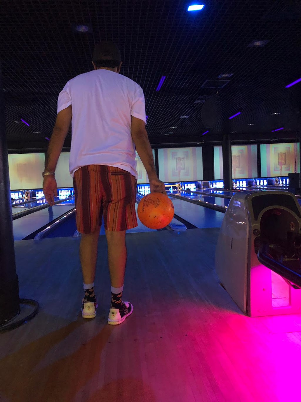 Surfers Paradise Tenpin | bowling alley | Paradise Centre, 8-10 Cavill Ave, Surfers Paradise QLD 4217, Australia | 0755385222 OR +61 7 5538 5222