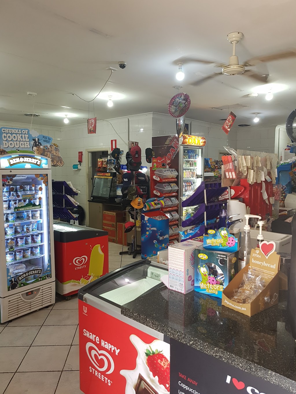 Riverstone Supermarket | supermarket | 87 Elizabeth St, Riverstone NSW 2765, Australia | 0296277709 OR +61 2 9627 7709