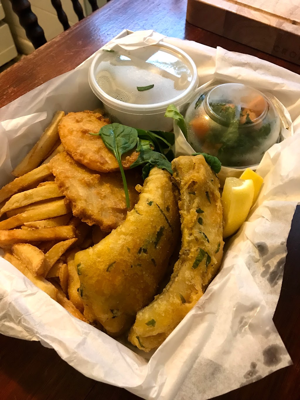 Kings & Queens Fish and Chips | meal takeaway | 1/555 Riversdale Rd, Camberwell VIC 3124, Australia | 0398131013 OR +61 3 9813 1013