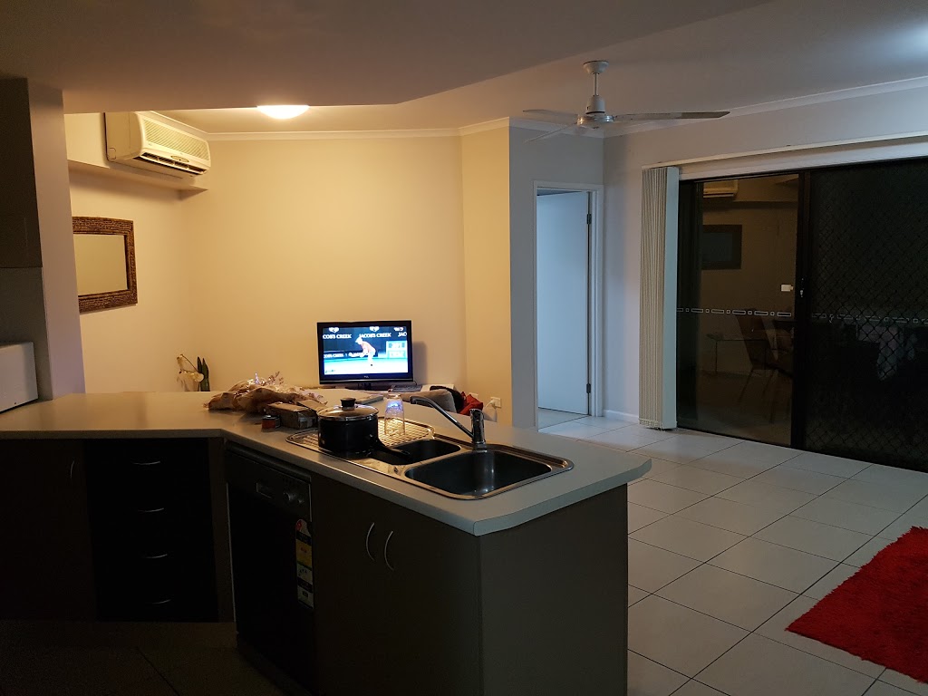 Edge Apartments Cairns | 331-337 Lake St, Cairns City QLD 4870, Australia | Phone: (07) 4041 6605
