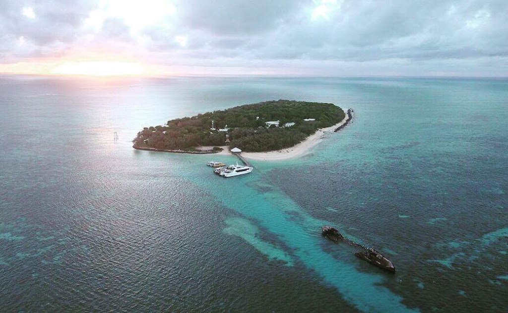 Heron Island Resort | Heron Island Resort Heron Island, QLD 4680, Australia | Phone: 1800 875 343