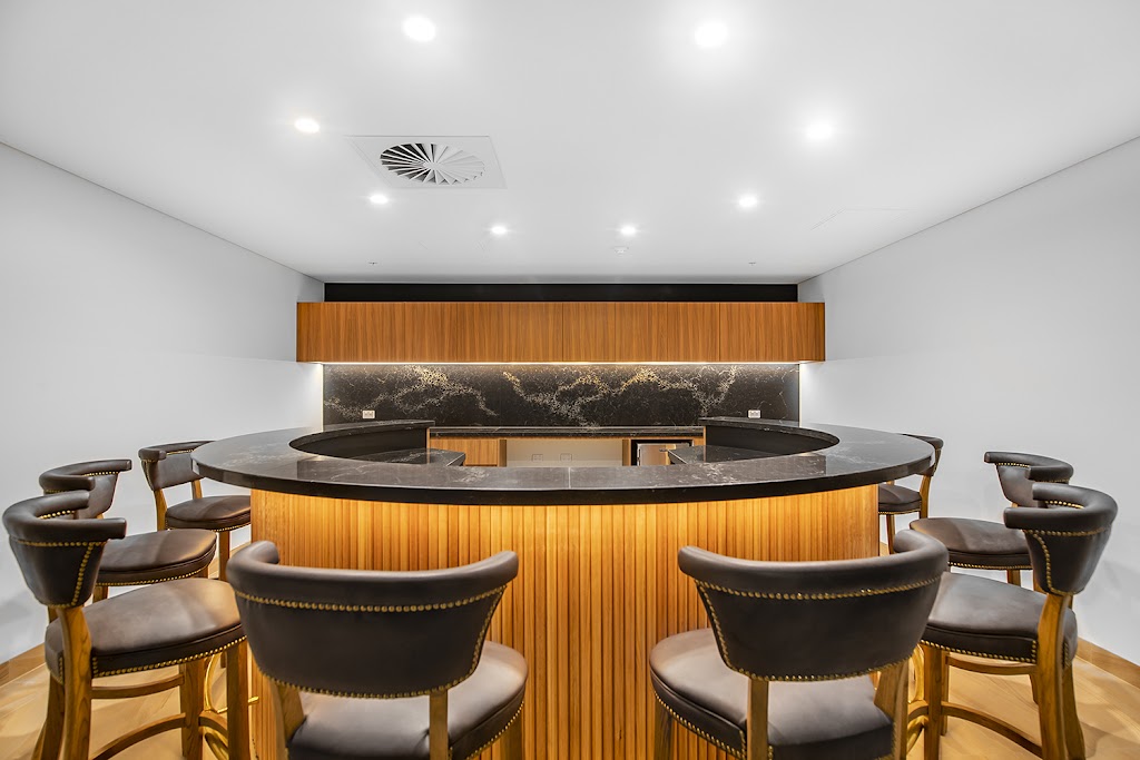 Shakeadog Photography | 1 Lynn Ave, Point Frederick NSW 2250, Australia | Phone: 0439 361 385