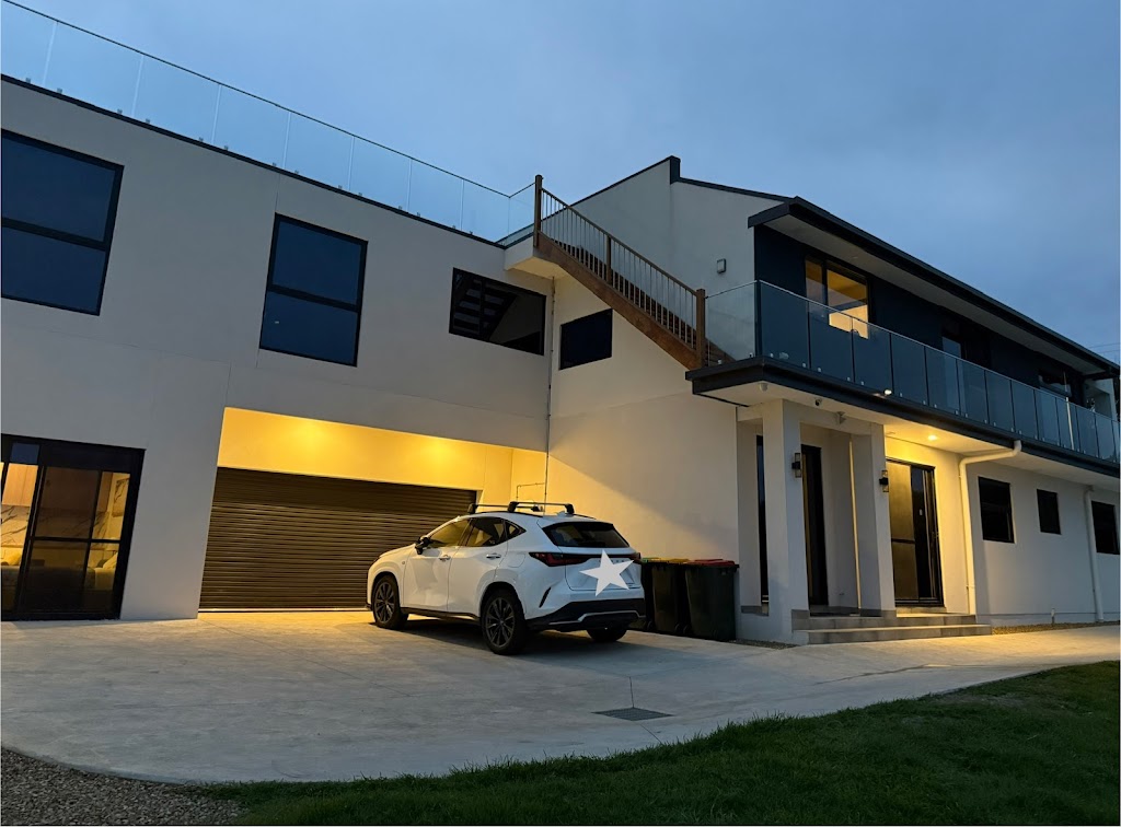 Apollo Dream Suites | 15 Tuxion Rd, Apollo Bay VIC 3233, Australia | Phone: 0401 044 796