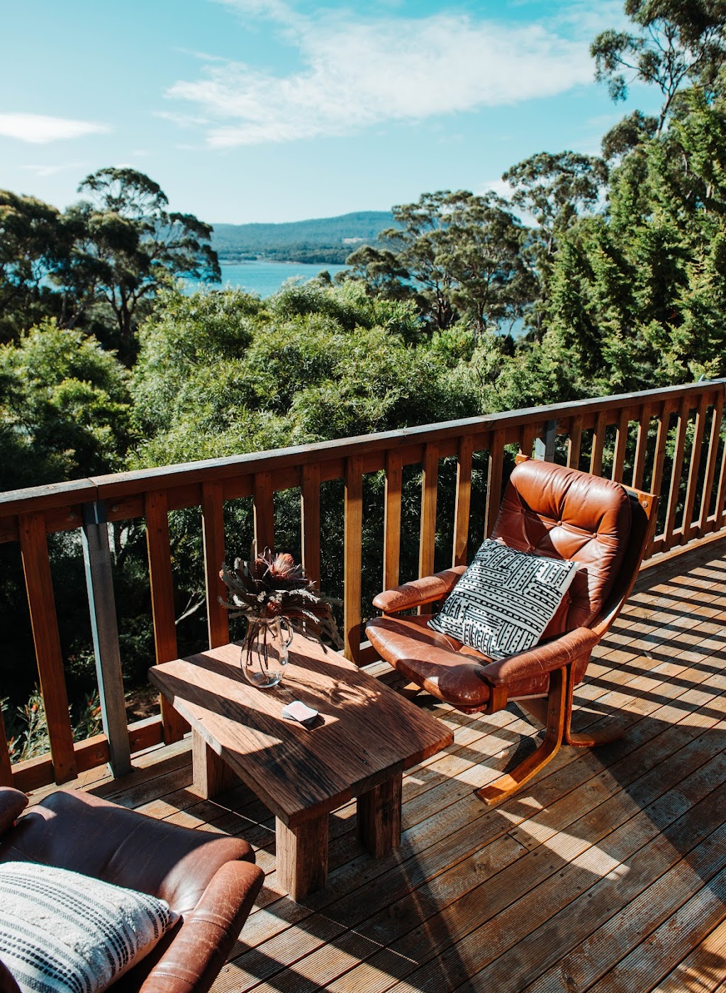 Kelp Cabin | 46 Lagoon Rd, White Beach TAS 7184, Australia | Phone: 0408 300 819