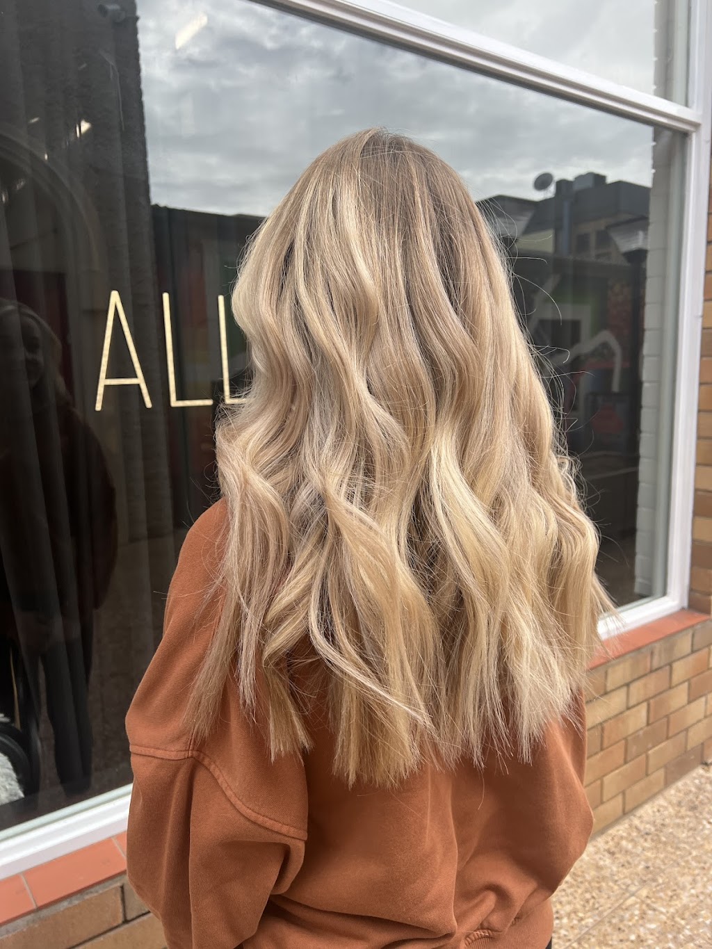 Savaya Hair Boutique | 95 Bonnett Dr, Goulburn NSW 2580, Australia | Phone: 0407 595 270