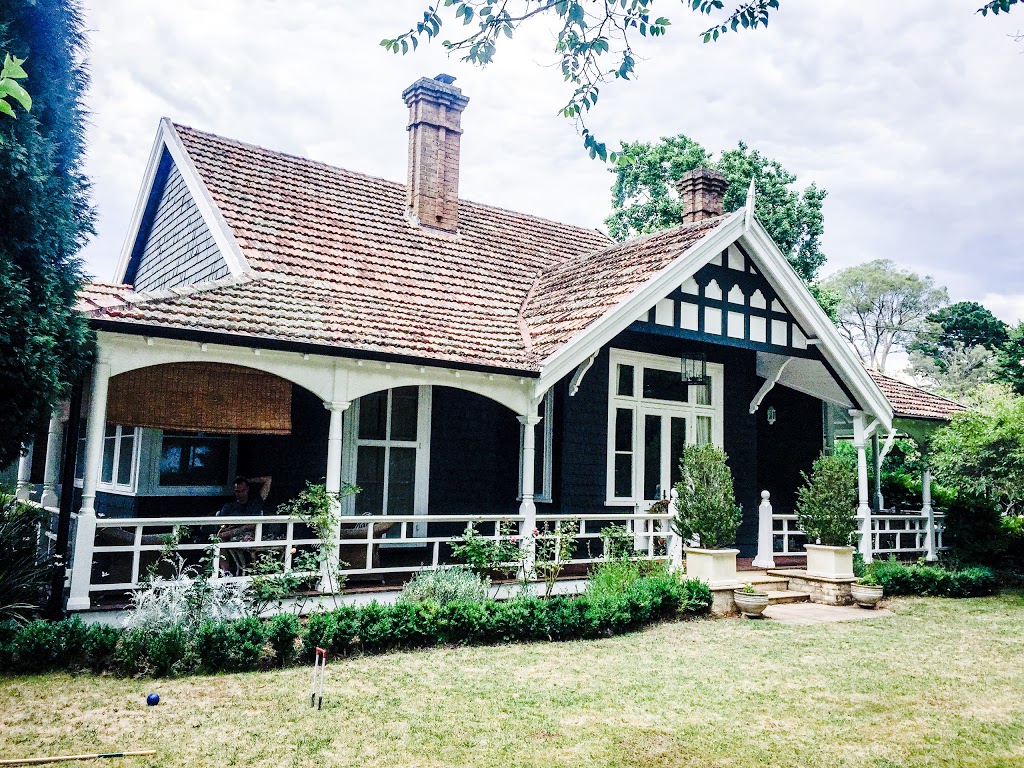 Clubbe Cottage | 1 Riversdale Ave, Burradoo NSW 2576, Australia | Phone: (02) 4861 5028
