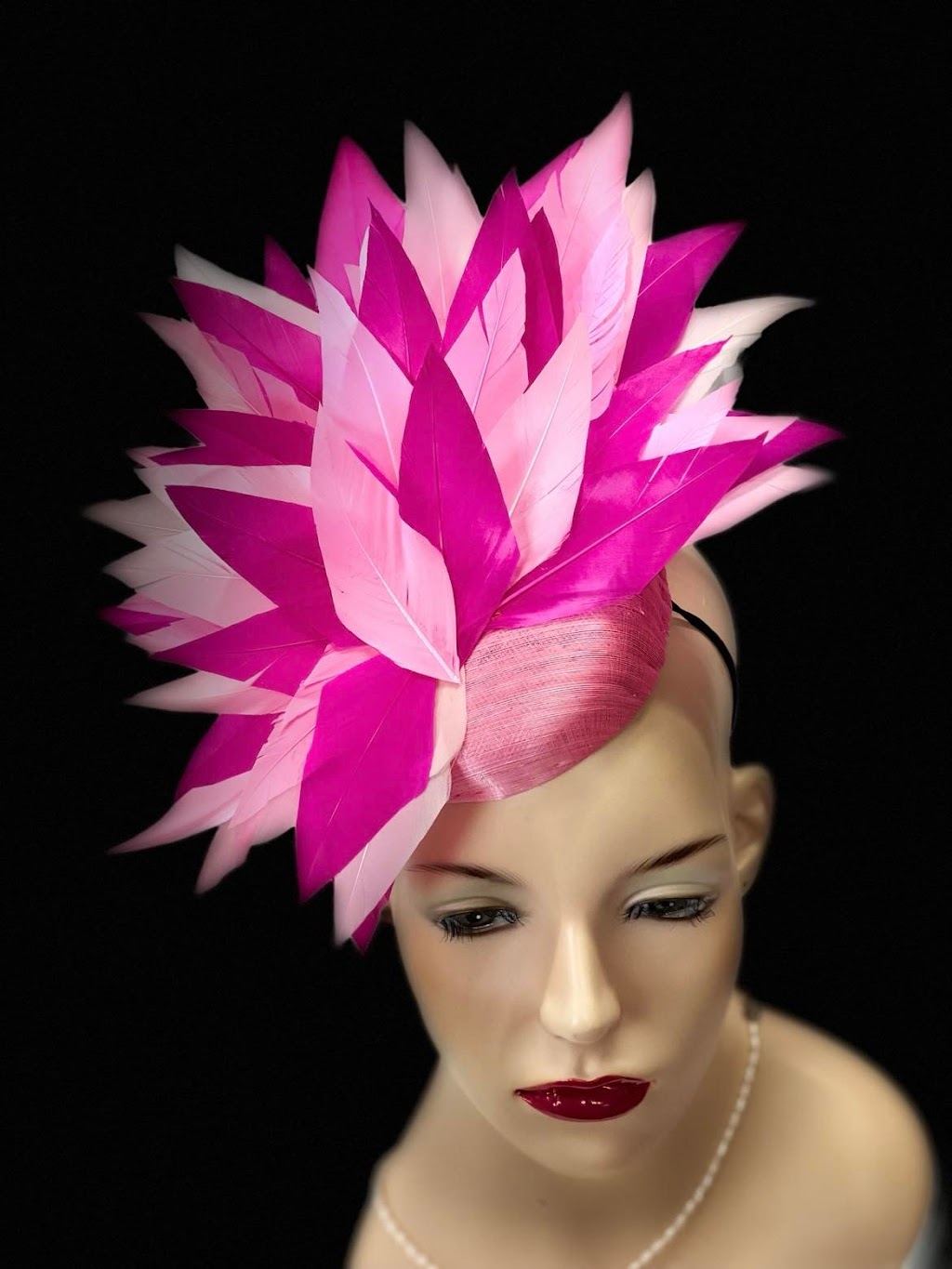 Leanne Bensley Millinery | clothing store | 106 McLeod Ct, West Albury NSW 2640, Australia | 0419239977 OR +61 419 239 977