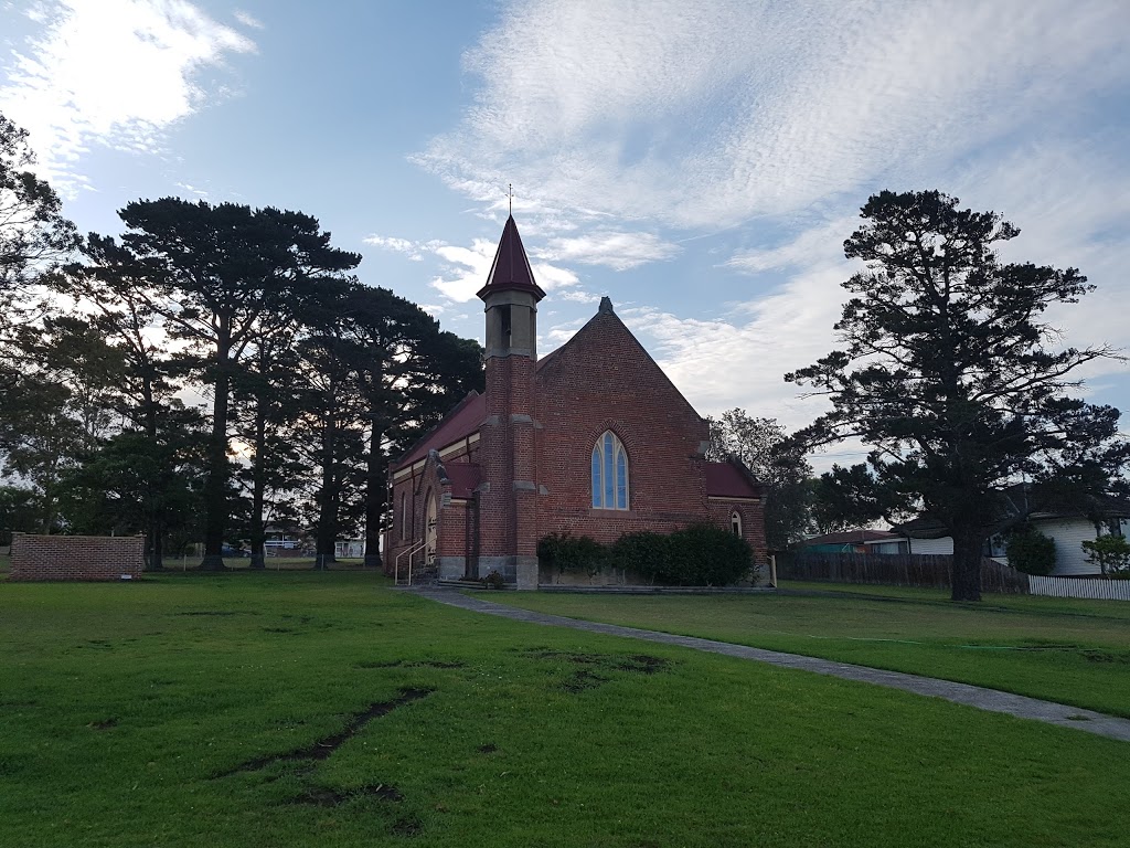 Greenwell Point Union Church | place of worship | 31 Jervis St, Greenwell Point NSW 2540, Australia | 0244470047 OR +61 2 4447 0047